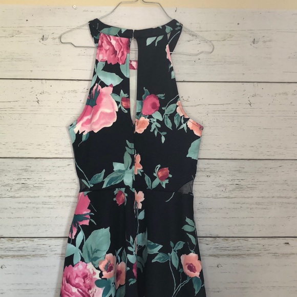 floral fit and flare dress - Picture 5 of 7